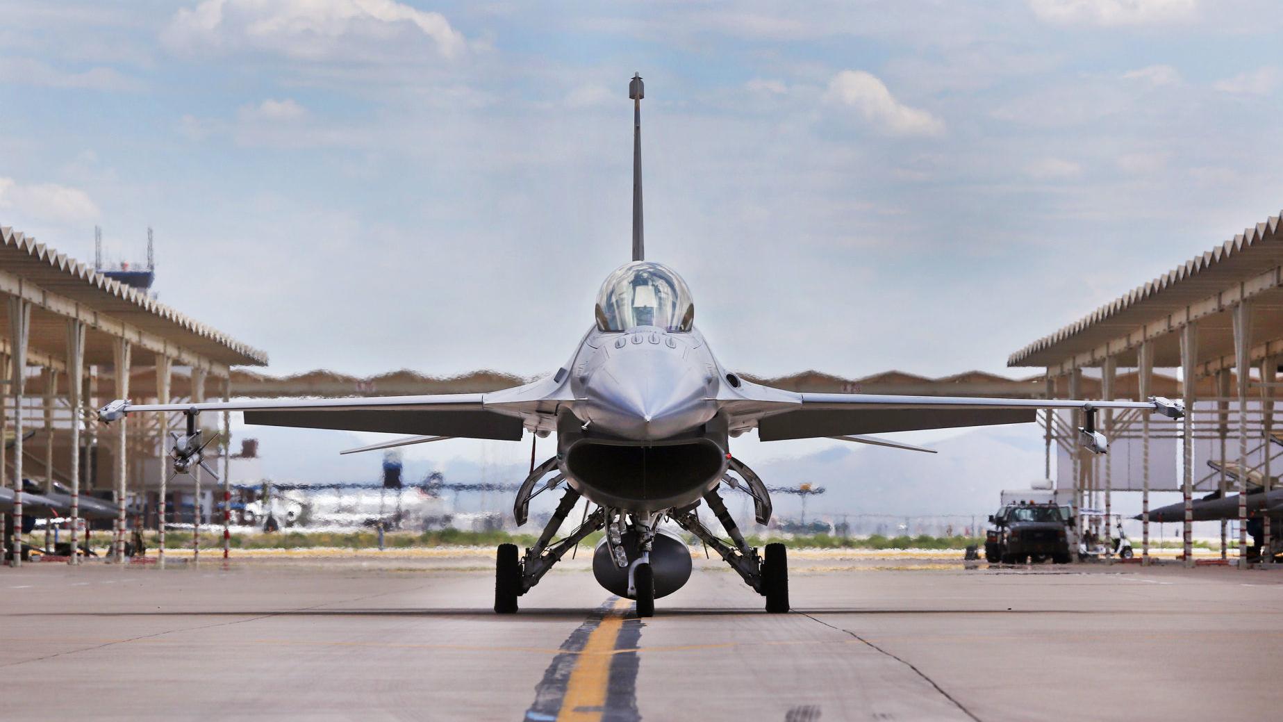 Air Force wants to boost F-16 flights at Tucson airport Guard base